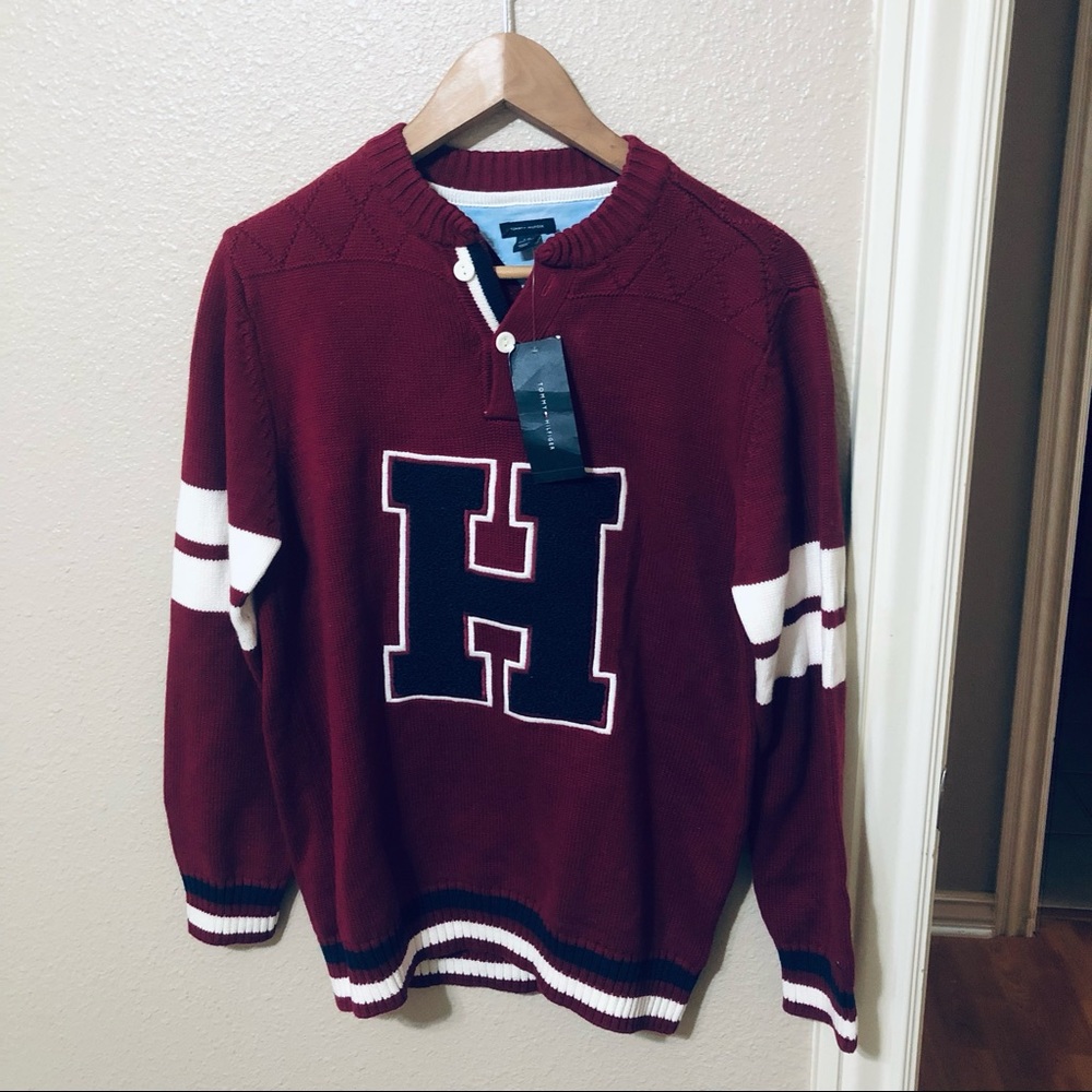 NWT Tommy Hilfiger sweater